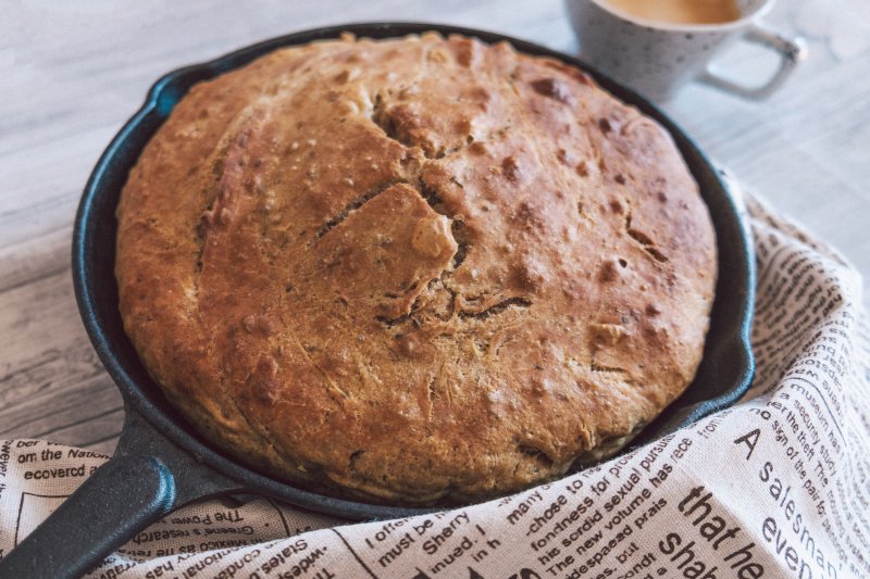 Easy No Knead Skillet Bread