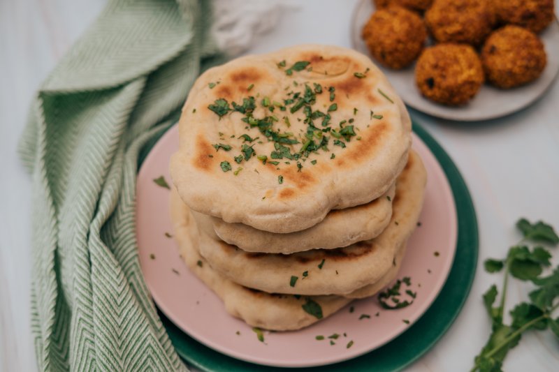 Pita Bread - Airy & Easy ~ DeLishas Food