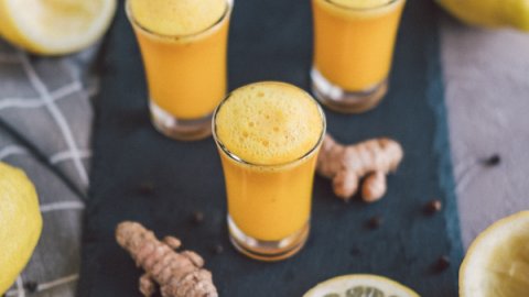 Quick & Easy Turmeric Shot | Yuzu Bakes